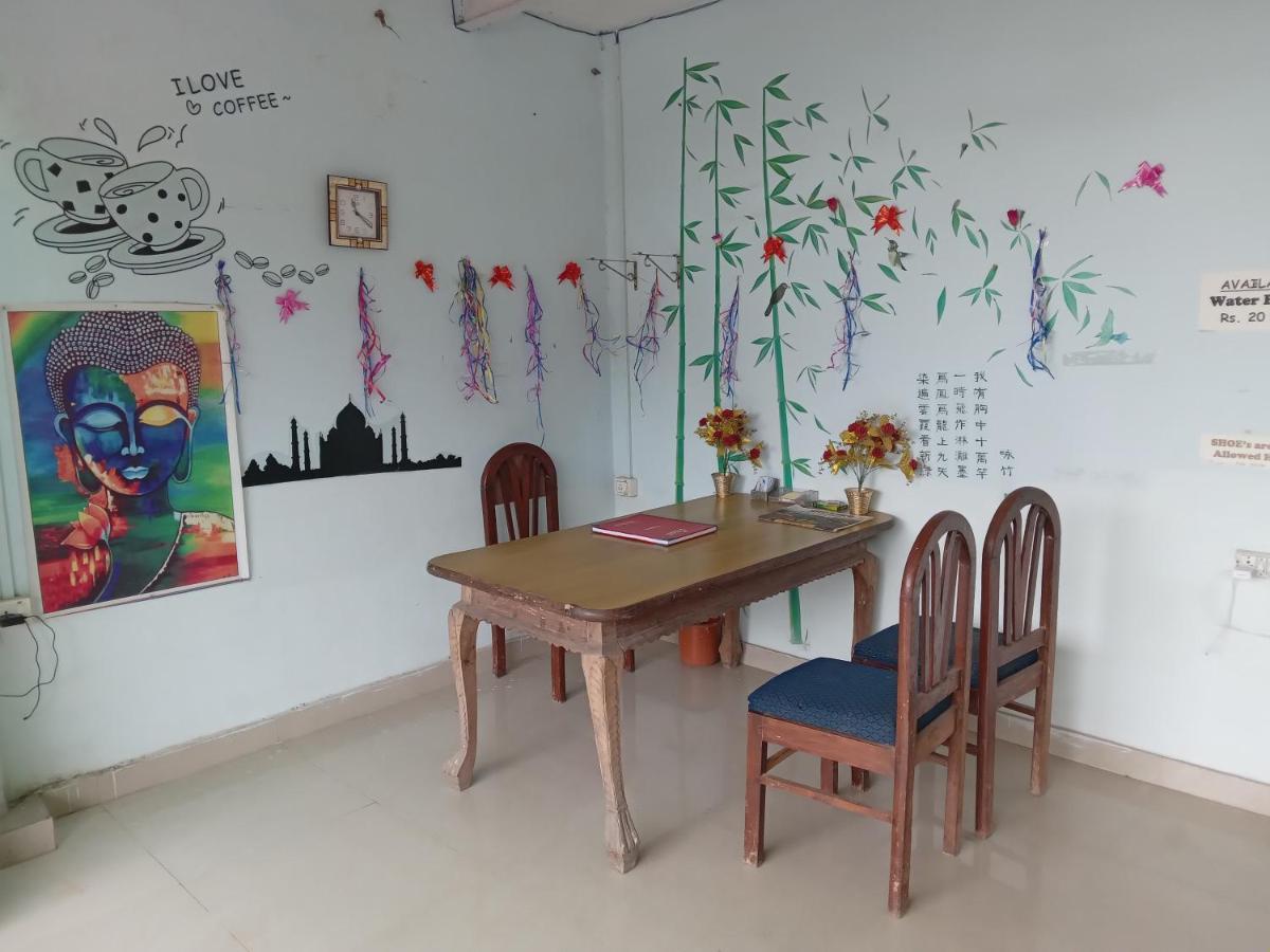 Superinn Home Stay& Guest House Agra  Bagian luar foto